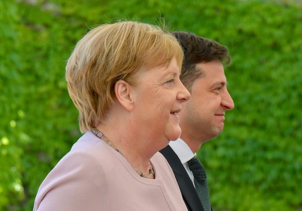 Merkel heftig trillen