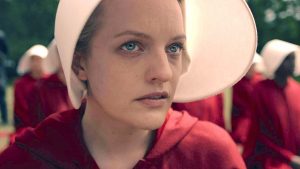 Thumbnail voor 7 Redenen waarom 'The Handmaid's Tale' actueler is dan ooit