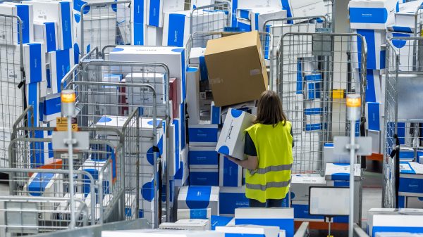 Webwinkels hebben hoge kosten door groot aantal retournerende producten