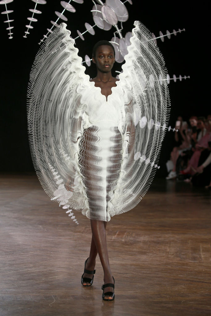 iris van herpen haute couture