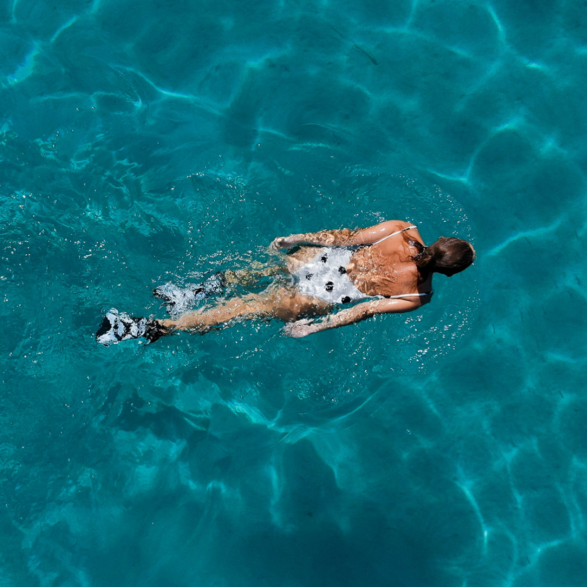 Dit moet je volgens strandwacht Tanya weten voordat je de zee induikt: 'Overschat jezelf niet'