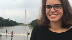 Thumbnail voor Te ziek om naar school te gaan, toch je studie halen: Iris (19) deed het