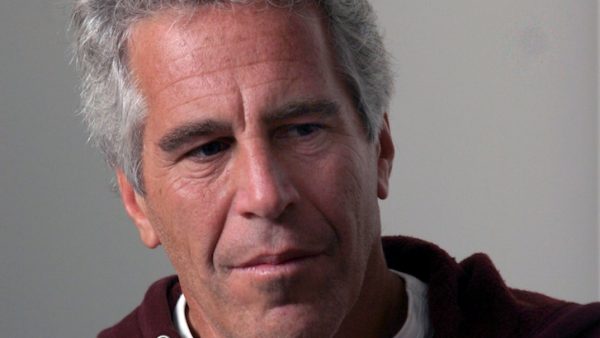 Haley Robson zou Jeffrey Epstein aan tienermeisjes hebben 'gekoppeld'