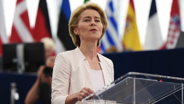 Von der Leyen wil evenveel vrouwen als mannen in Europese Commissie
