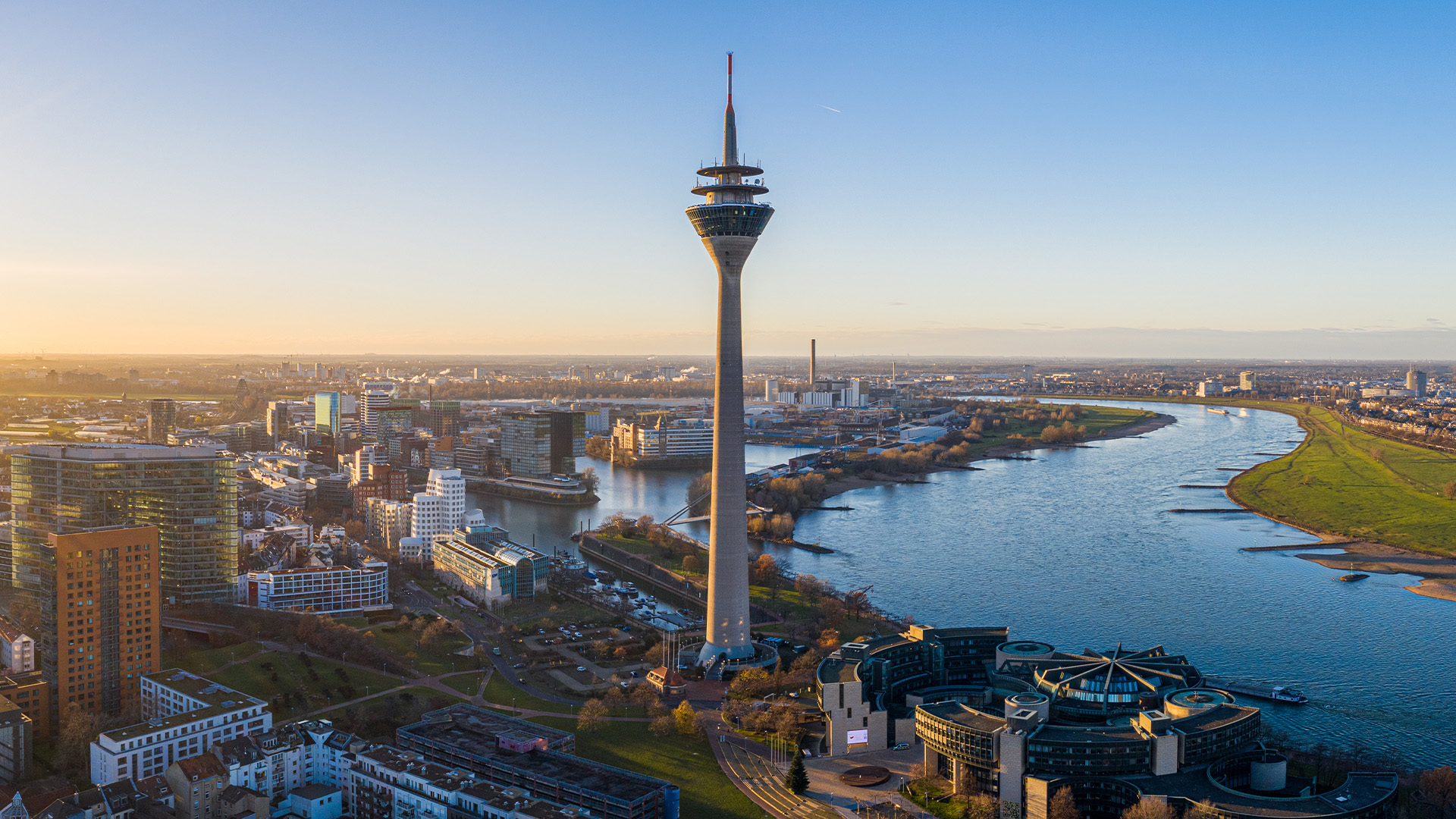 Dagje weg? 6 x deze leuke steden liggen nét over de grens - LINDA.nl