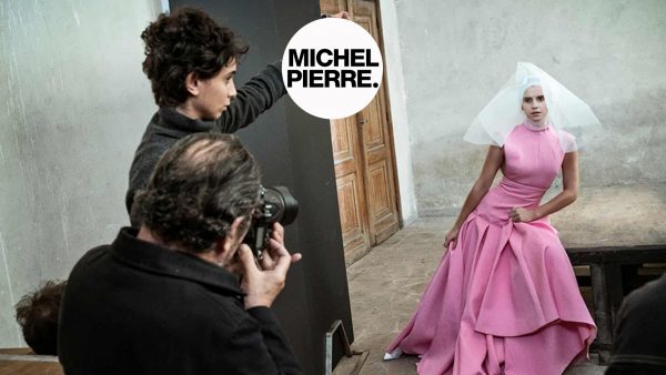 columnbeeld michel pierre emma watson pirelli