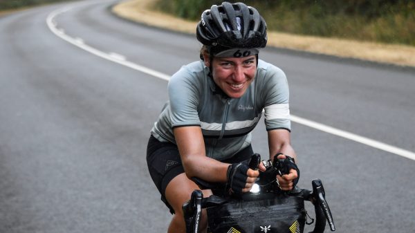 Fiona Kolbinger eerste vrouw wint wielerwedstrijd