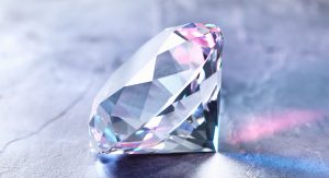 Thumbnail voor Beginnersgeluk: vrouw uit Texas vindt diamant na zien van instructievideo