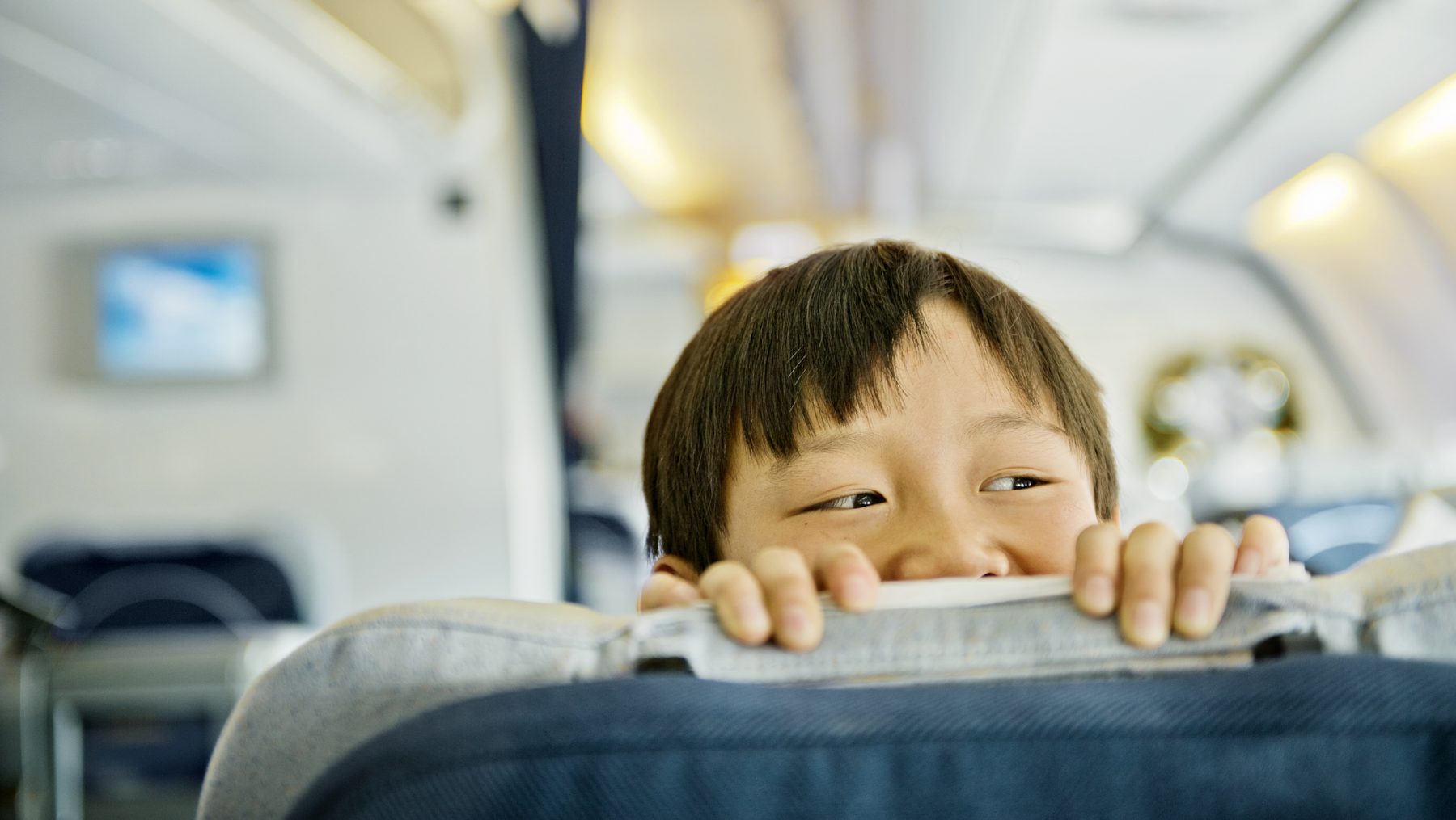 kind-vliegtuig-vlucht-vliegen-kinderen