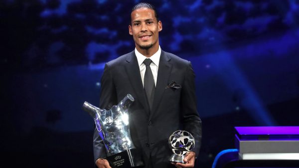 Virgil van Dijk is Europees voetballer van het jaar