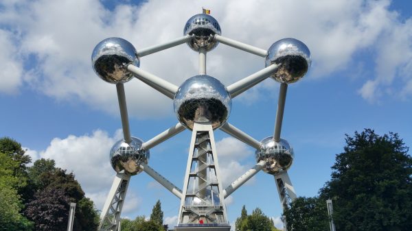 Een autorit door Brussel gaat geld kosten: stad voert tol in