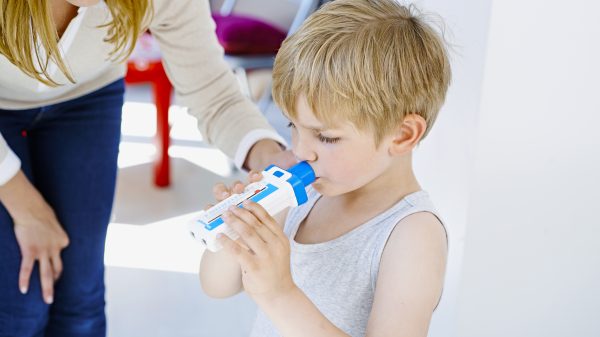 luchtvervuiling-nederland-astma-kinderen