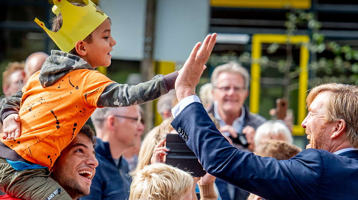 Koninklijk paar bezoekt Zuidwest-Drenthe high five