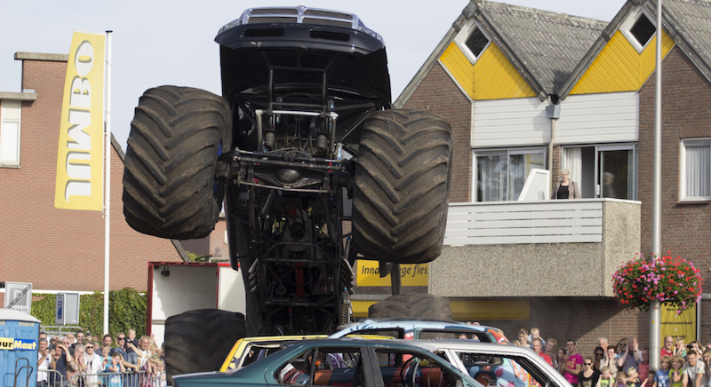 Monstertruck ongeluk haaksbergen-9