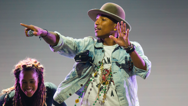 Pharrell Williams snapt kritiek op 'vrouwonvriendelijke' teksten nu wel