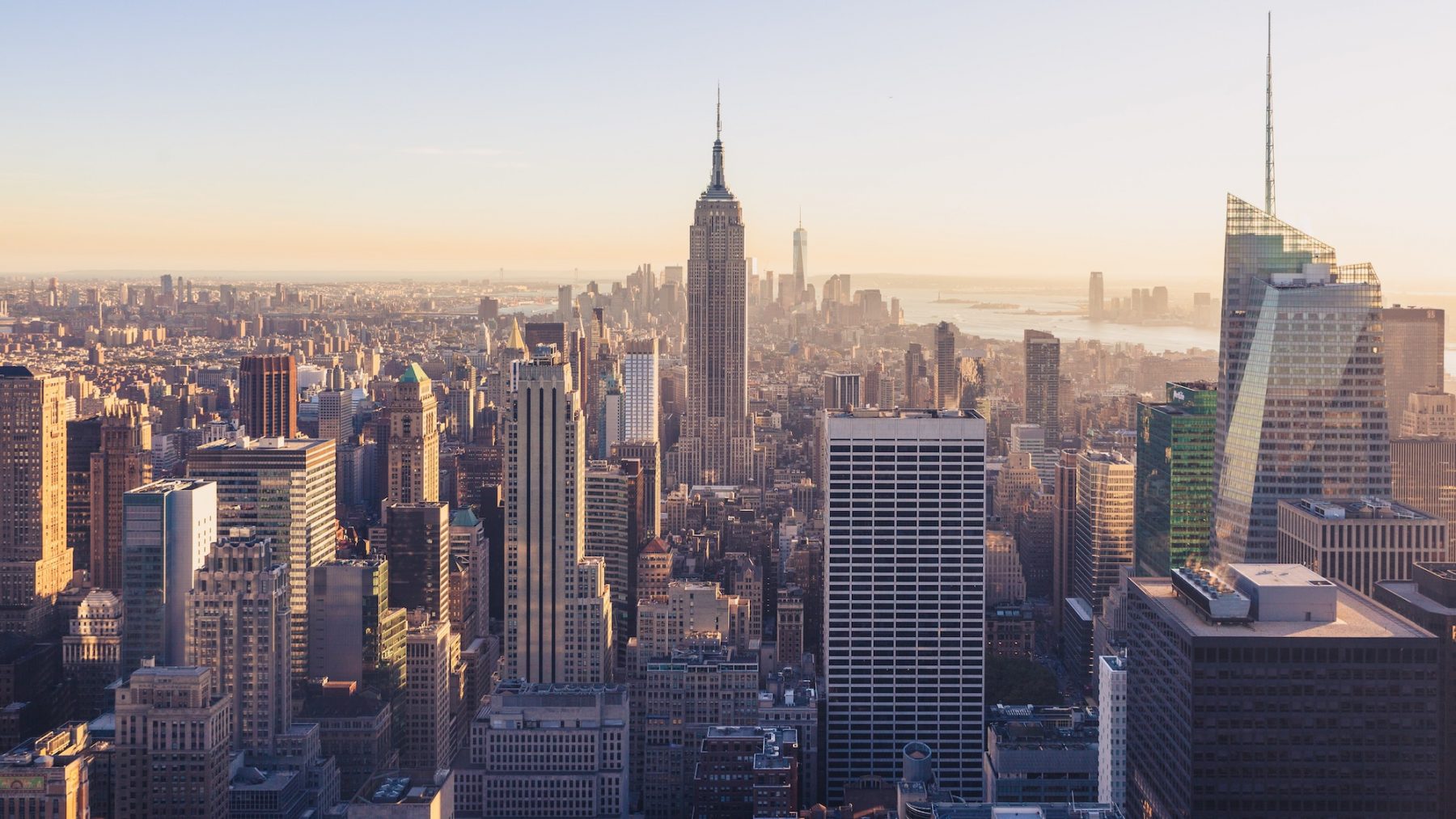 Uitzicht op hoog niveau 102e verdieping Empire State Building vernieuwd LINDA.nl Uitzicht op hoog niveau 102e verdieping Empire State Building vernieuwd LINDA.nl