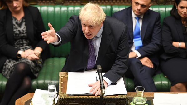 Boris Johnson wint eerste stemming, maar voorstel brexit strandt alsnog