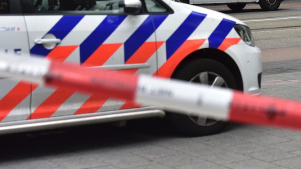 Gegijzelde vrouw en twee kinderen bevrijdt uit woning Almere