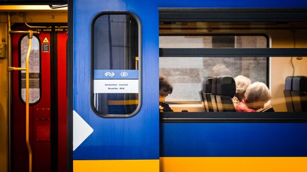 NS schrapt korting avondspits - voordeelurenkaart -