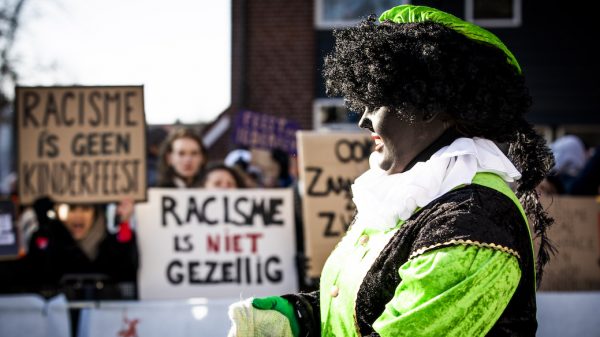 zwarte piet demonstreren afriye KOZP