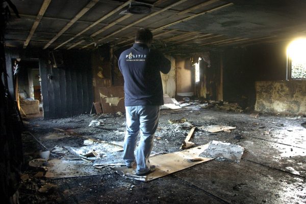 moskee helden in brand gestoken na moord op theo van gogh
