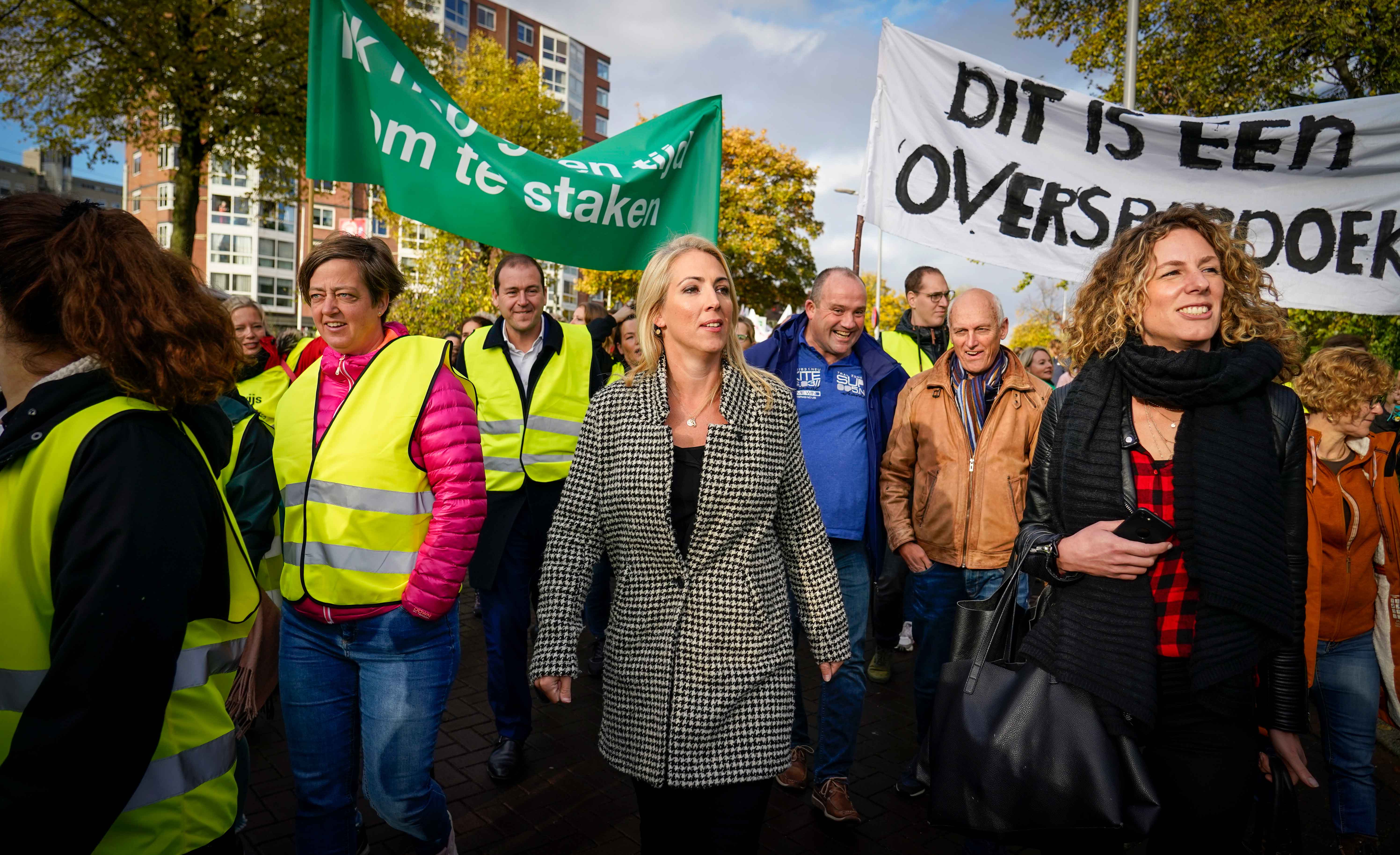 Lilian-Marijnissen-in-Rotterdam-bij-onderwijsstaking