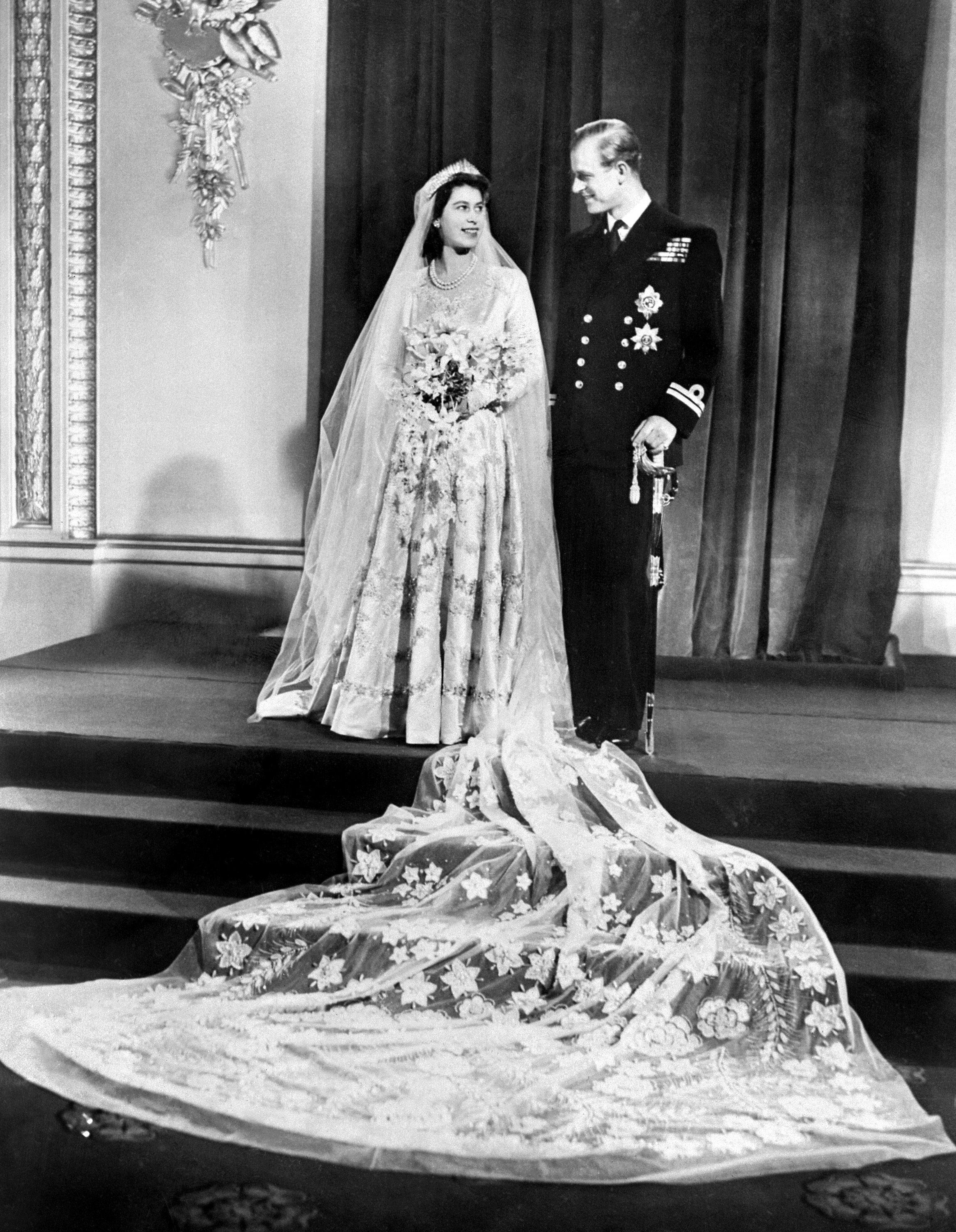 Huwelijk-Queen-Elizabeth-en-prince-Philip-op-20-november-1947