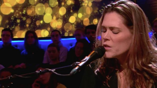 Beth Hart Pauw