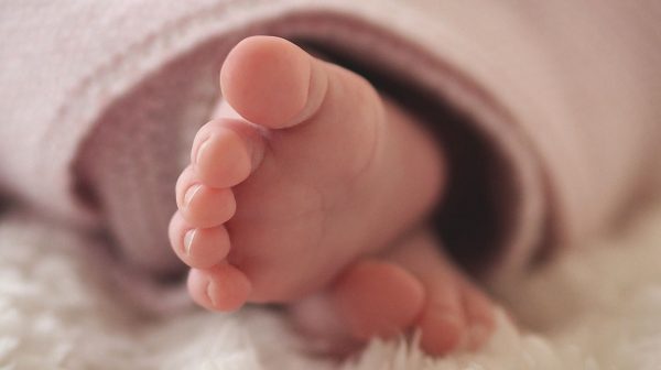 verpleegkundige opgepakt toedienen morfine aan baby's