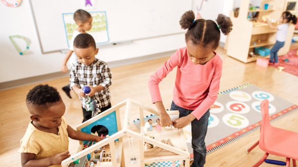 kinderopvangtoeslag zieke ouder partner gezinnen kinderen