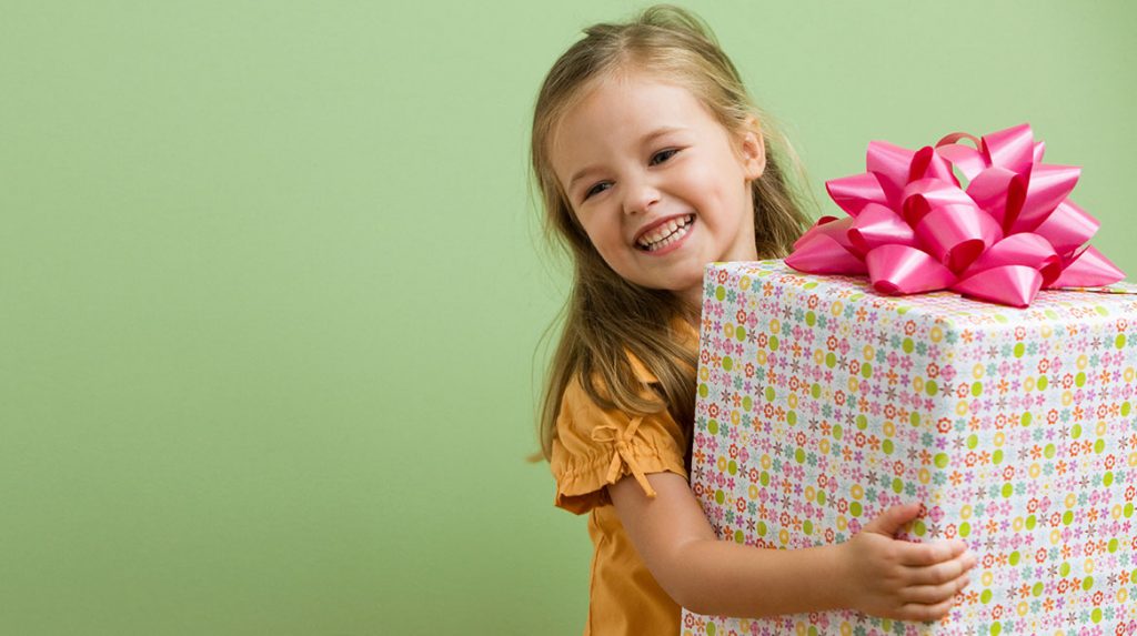 Hoor wie klopt daar kinderen: Zo verloopt pakjesavond soepel - LINDA.nl