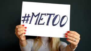 Thumbnail voor #MeToo in 2019: deze mensen werden beschuldigd, waar staan zij nu?