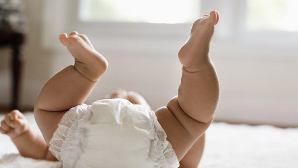 dove baby hoort moeder voor het eerst