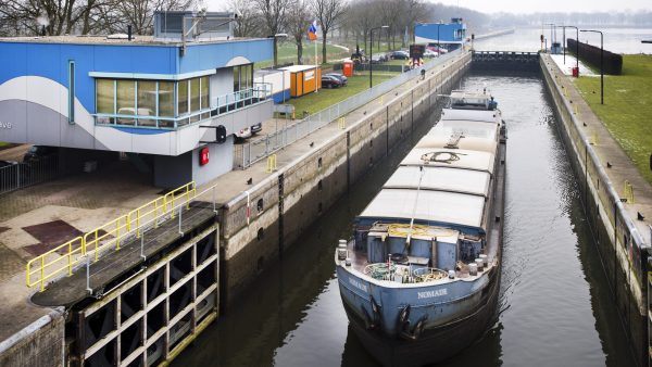 Schippers in kritieke toestand door rattengif, meer schepen lopen risico