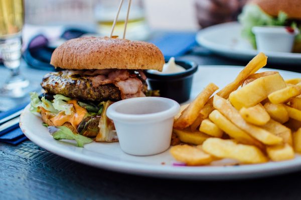 fastfoodketens beperkt door Rotterdam