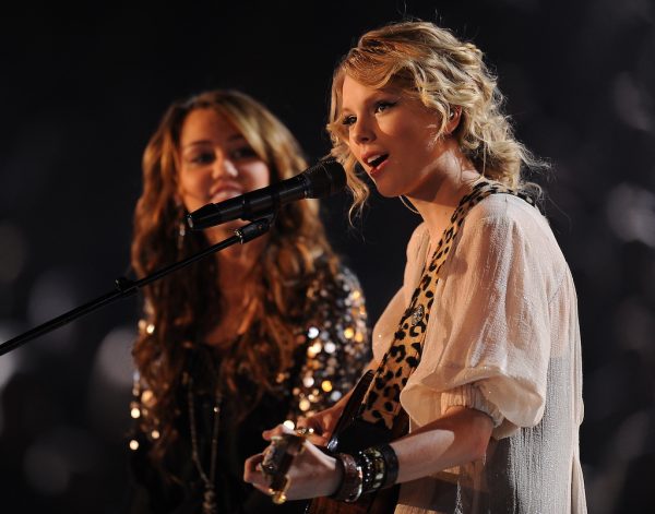 Taylor Swift Miley Cyrus