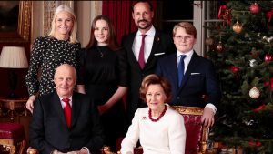 Thumbnail voor Noorse kroonprins Haakon neemt taken van zieke koning Harald (82) waar