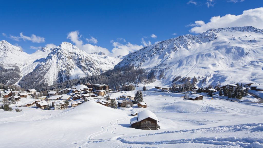 Lawine op skipiste Zwitserse Alpen, vrees voor mensen ...