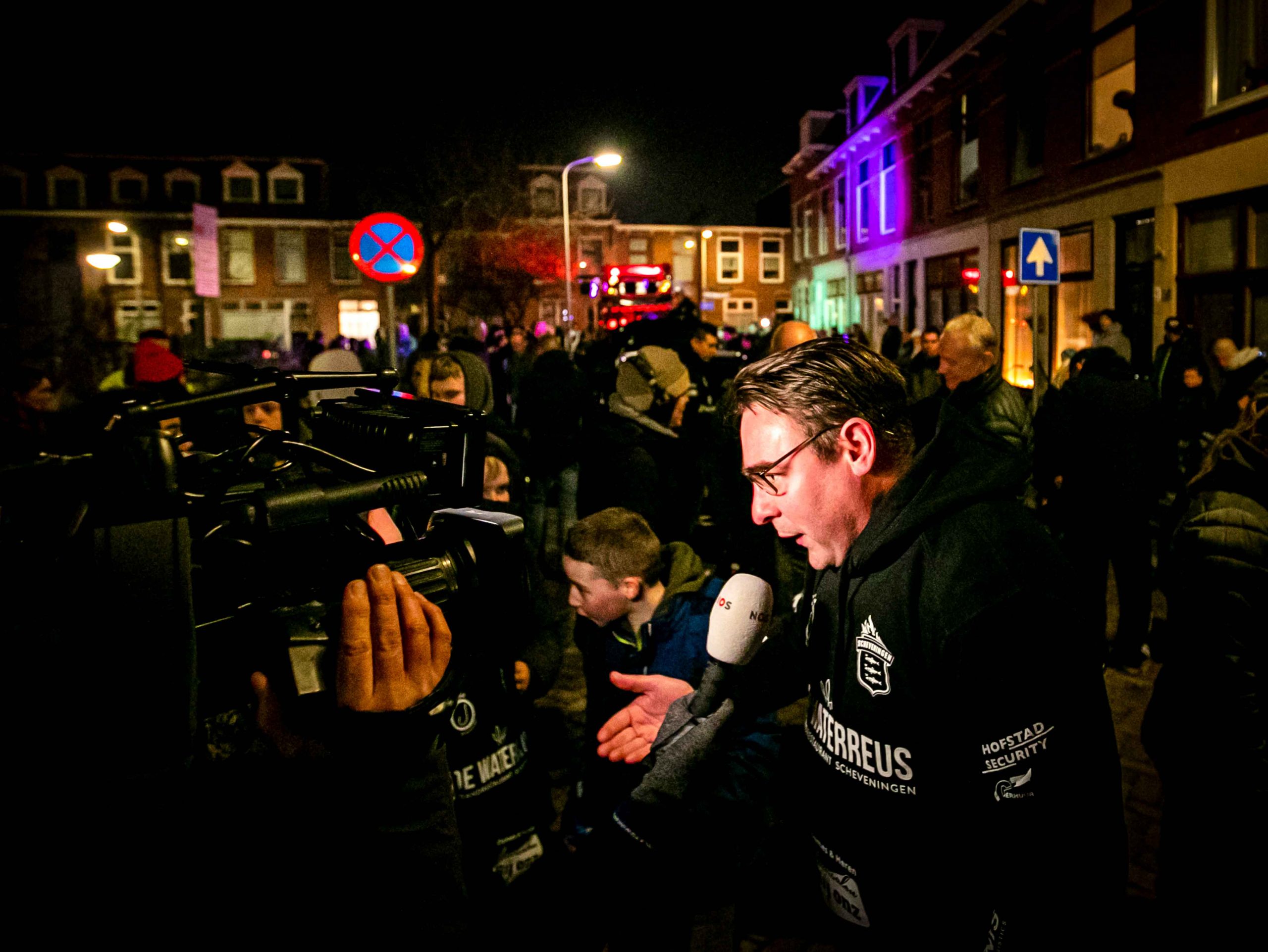 Fakkeloptocht-vreugdevuren-Scheveningen-2