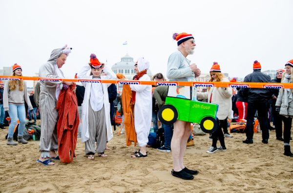 Nieuwjaarsduik strand