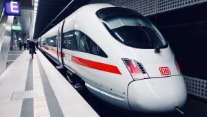 Thumbnail voor Duitsland stimuleert reizen met de trein door ticketprijzen te verlagen