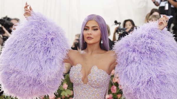 Kylie Jenner Kardashian MET Gala Australie pantoffels