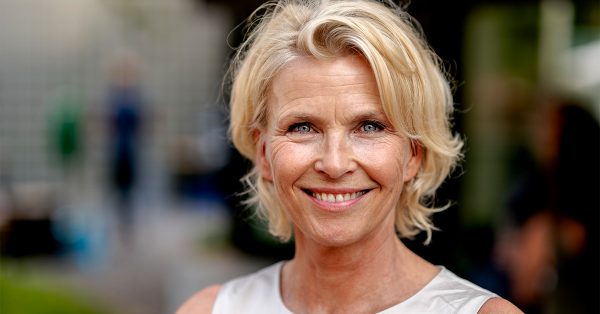 ANITA WITZIER GAAT GROTE ZATERDAGAVONDSHOW PRESENTEREN OP NPO