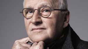 Thumbnail voor Herman Koch over overlijden moeder: 'Zij verdiende beter dan dat'