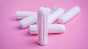 Thumbnail voor Laura (31) kreeg toxic shock syndroom door tampon: ‘Het lichtje ging uit’