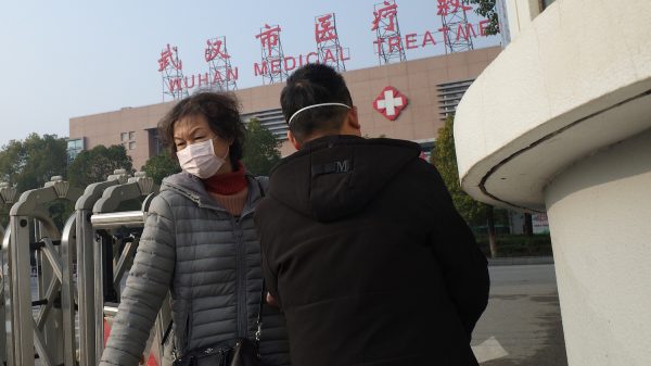 Twee mensen overleden aan mysterieus coronavirus in China