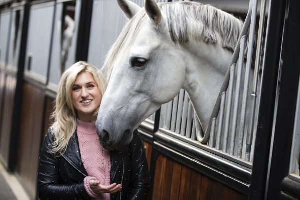 Britt Dekker komt weer stap dichterbij NK dressuur met paard George