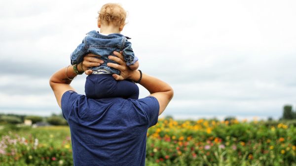 vader dochter op schouders aangeklaagd dooslag negen jaar negen maanden