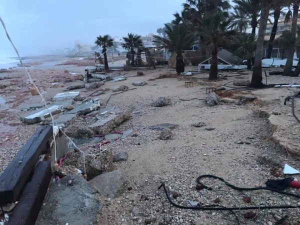 Spanje Jávea nadat Storm Gloria over het land heenraasde alles is verwoest1