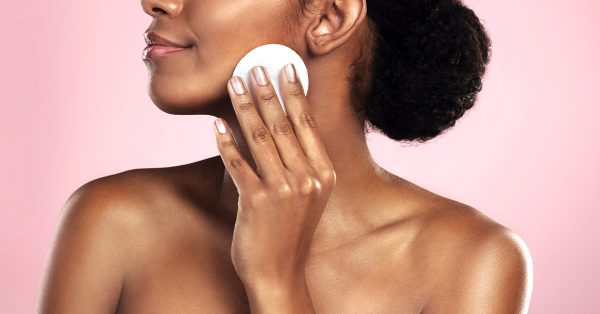 Met deze tips over huidverzorging straalt jouw huid na een lange werkdag verzorgingstips